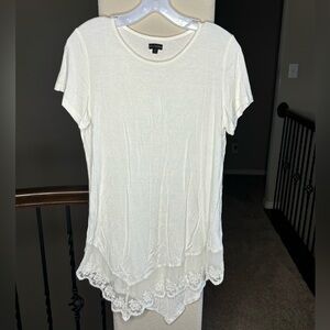 Coco + Carmen Lace Hem Asymmetrical Blouse Neutral Feminine Size L/XL